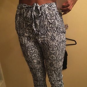 Jogger style patterned pant